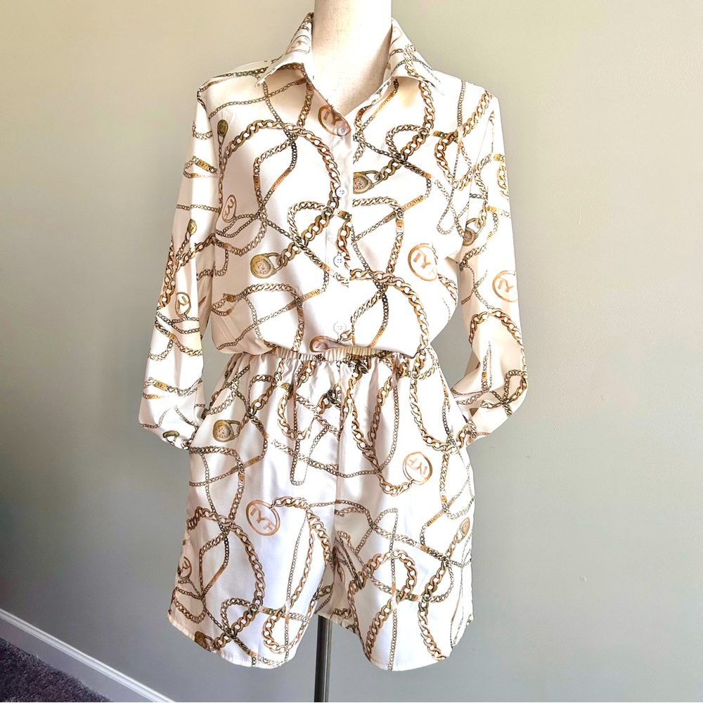 Chain Print Long Sleeve Two Piece Short Set Size M